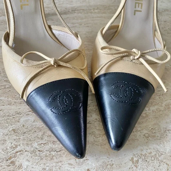 Vintage Chanel CC Bow Cap Toe Slingback Heels - Picture 6 of 10
